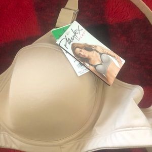 Large NWT playtex Play sports bra nude